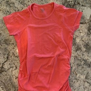 Athleta Speedlight short sleeved t-shirt
